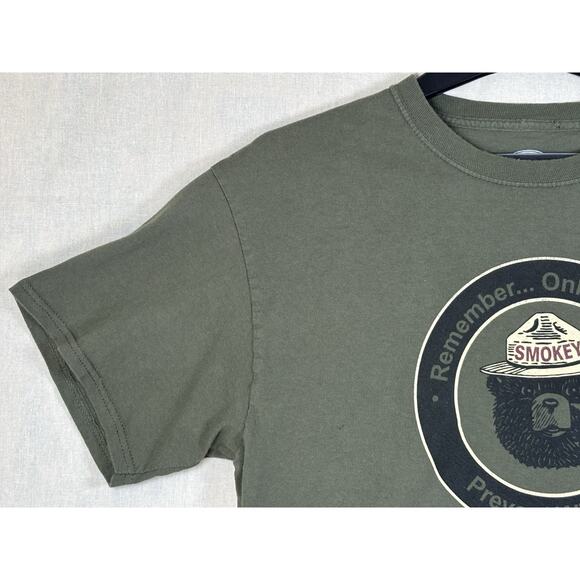 Smokey Bear Official License Cropped T Shirt Olive Green Women’s Large - Picture 8 of 16
